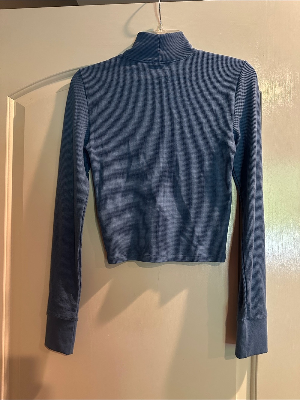 American Eagle Slate Blue Ribbed Turtleneck - Picture 4 of 7